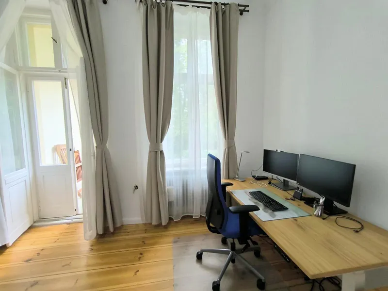 3-Zimmer-Wohnung mit Balkon in Wilmersdorf - Teilmobiliert — photo 1